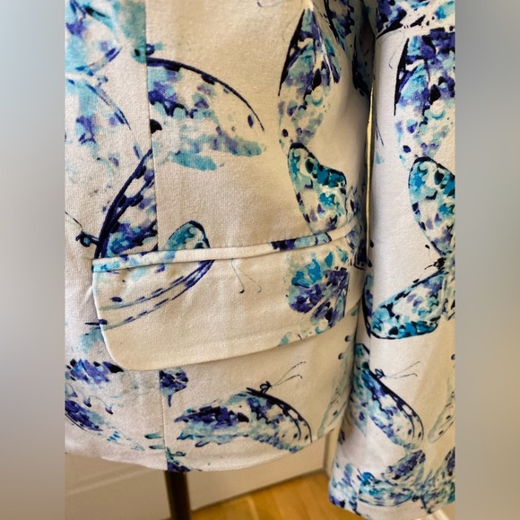 Reitmans petites blue & white butterfly 🦋 pattern jacket w/ top & front pockets - Picture 9 of 13